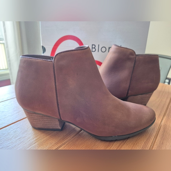 Blondo Waterproof Valli Bootie - Size‎ 10 - Picture 1 of 7